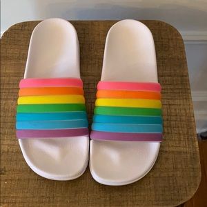 Rainbow slides barely worn SZ 7/8